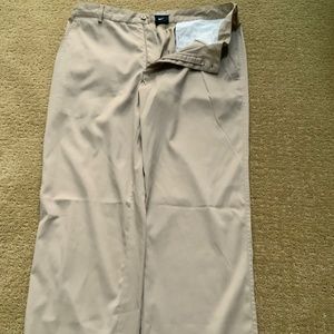 Men Nike golf pants. Size 32W 32L. Color khaki.
